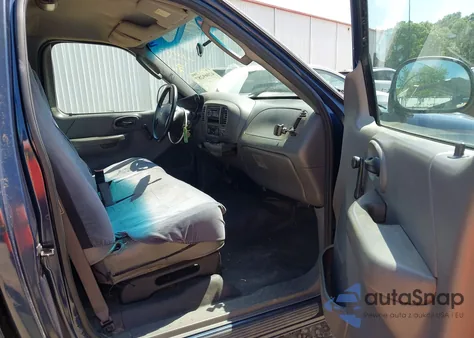 2003 Ford F-150 Xl/Xlt z USA, uszkodzony, nr VIN 1FTRF17283KA21397